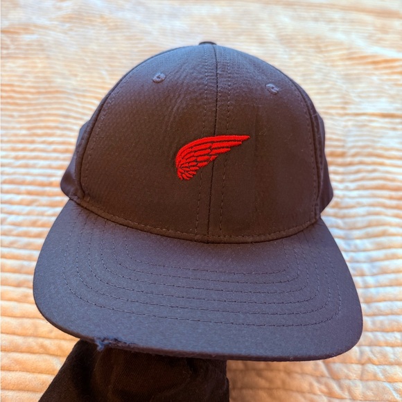Red Wing Shoe Company | Men’s Adjustable SnapBack Hat - Picture 3 of 7